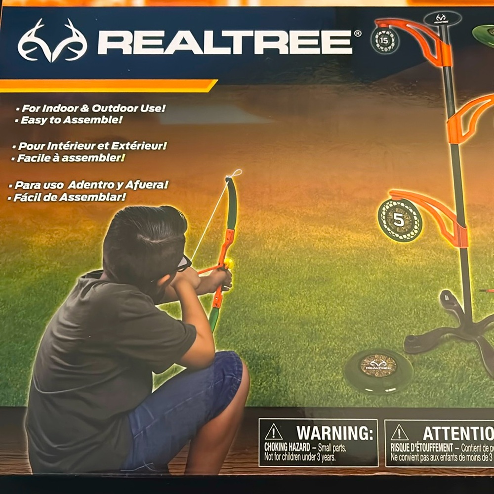 Realteee 2 in 1 flying disc and archery game set